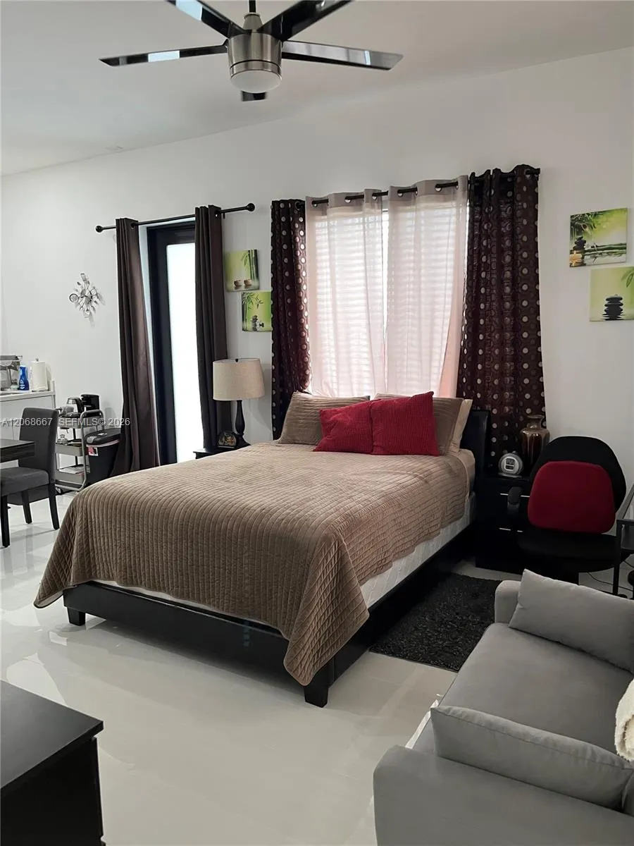 1251 E CELLINI ST #1 Lehigh Acres, FL 33974