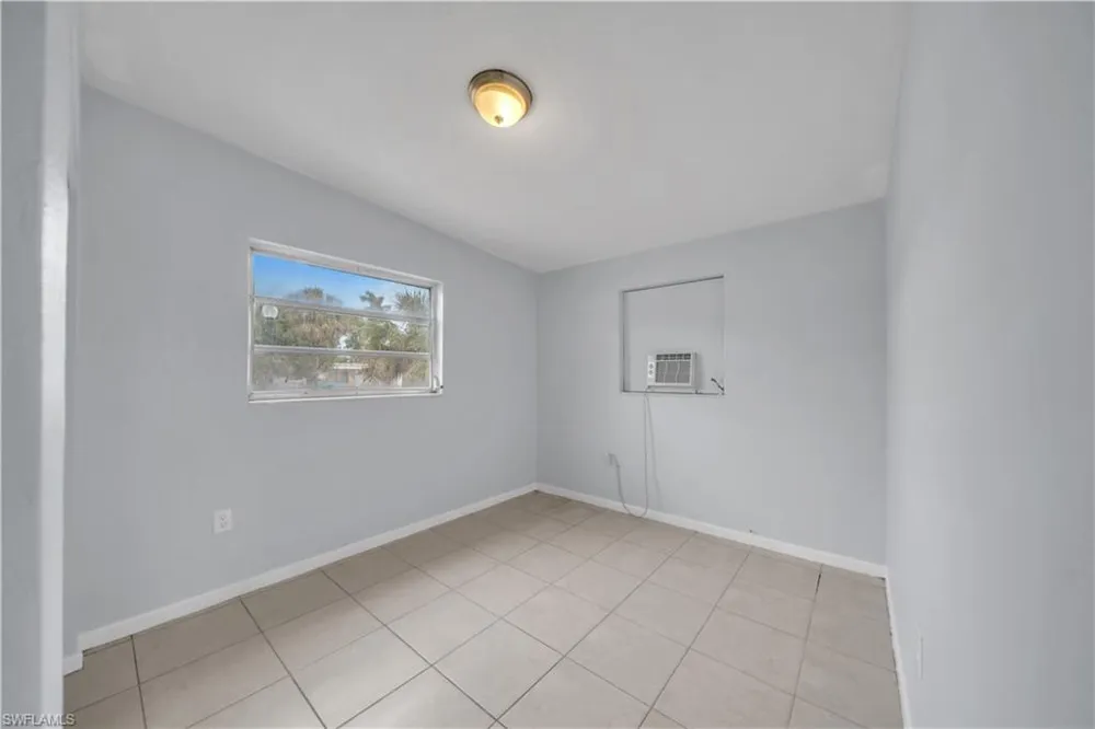 1527 Gardenia Avenue Fort Myers, FL 33916