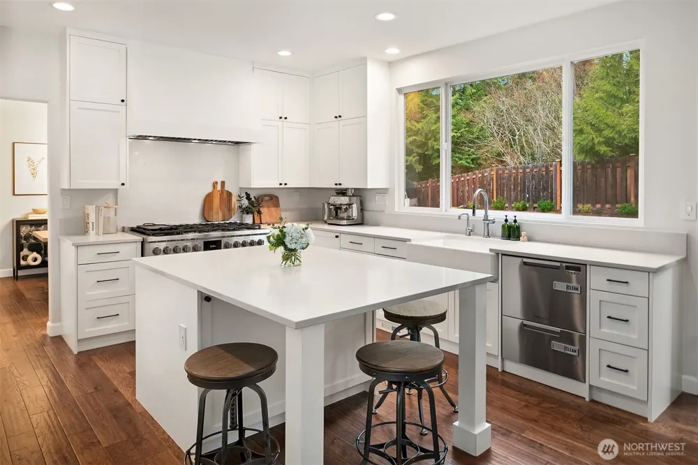 24046 SE 9th Court Sammamish, WA 98075