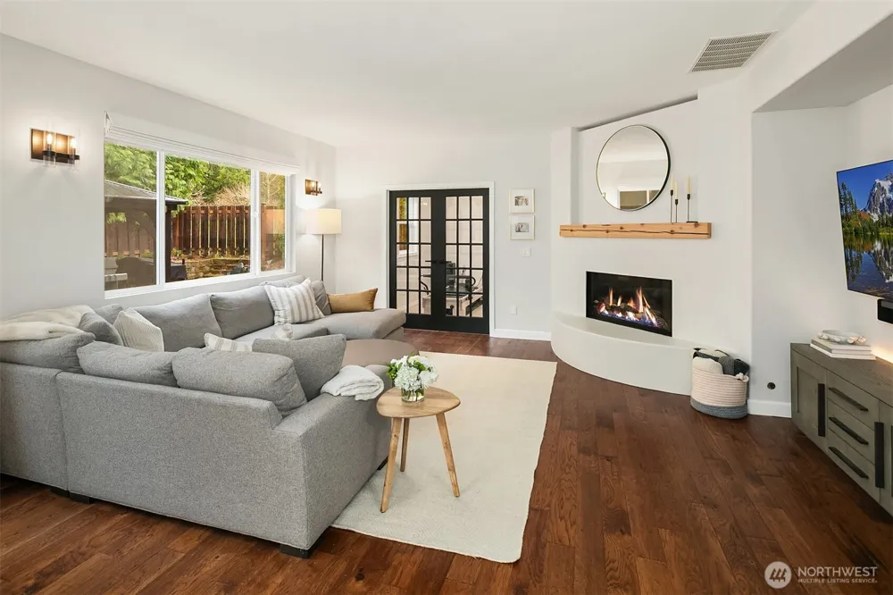 24046 SE 9th Court Sammamish, WA 98075