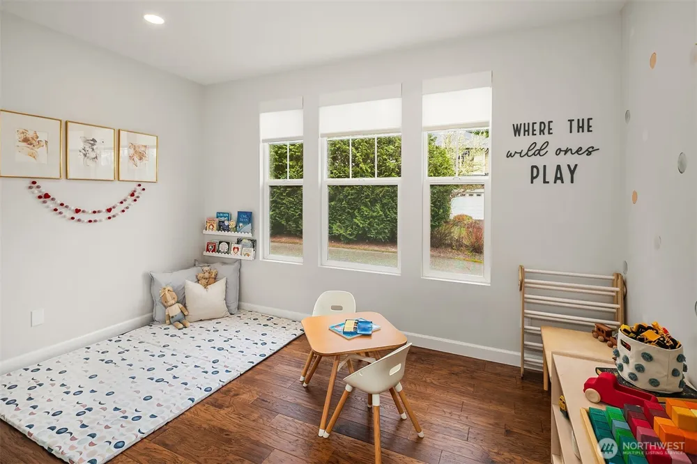 24046 SE 9th Court Sammamish, WA 98075