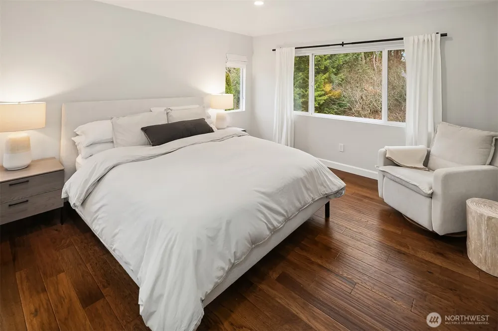24046 SE 9th Court Sammamish, WA 98075