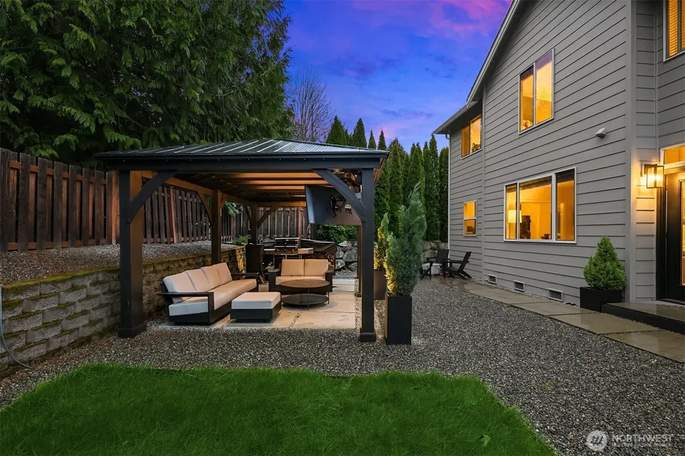 24046 SE 9th Court Sammamish, WA 98075