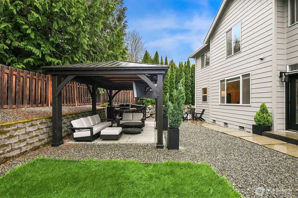 24046 SE 9th Court Sammamish, WA 98075