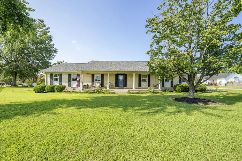 1150 PINHOOK DR Savannah, TN 38372