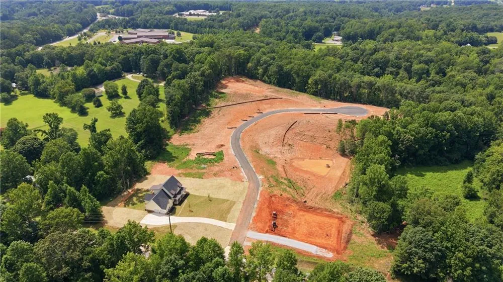 114 Grove Park Drive Cornelia, GA 30531