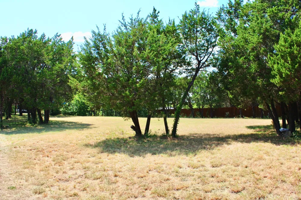 4902 Village Drive Rio Vista, TX 76093