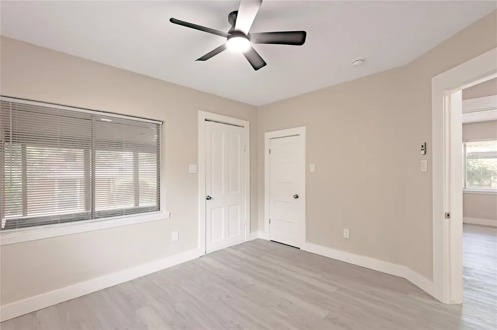 1107 W Dogwood Street Woodville, TX 75979