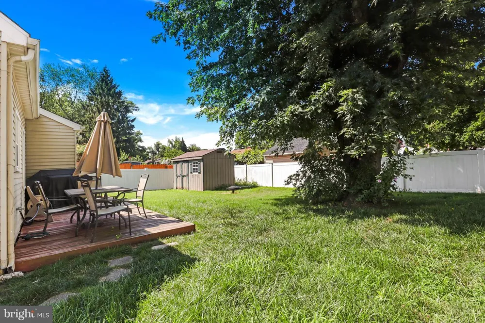 123 DORY COURT Beverly, NJ 08010