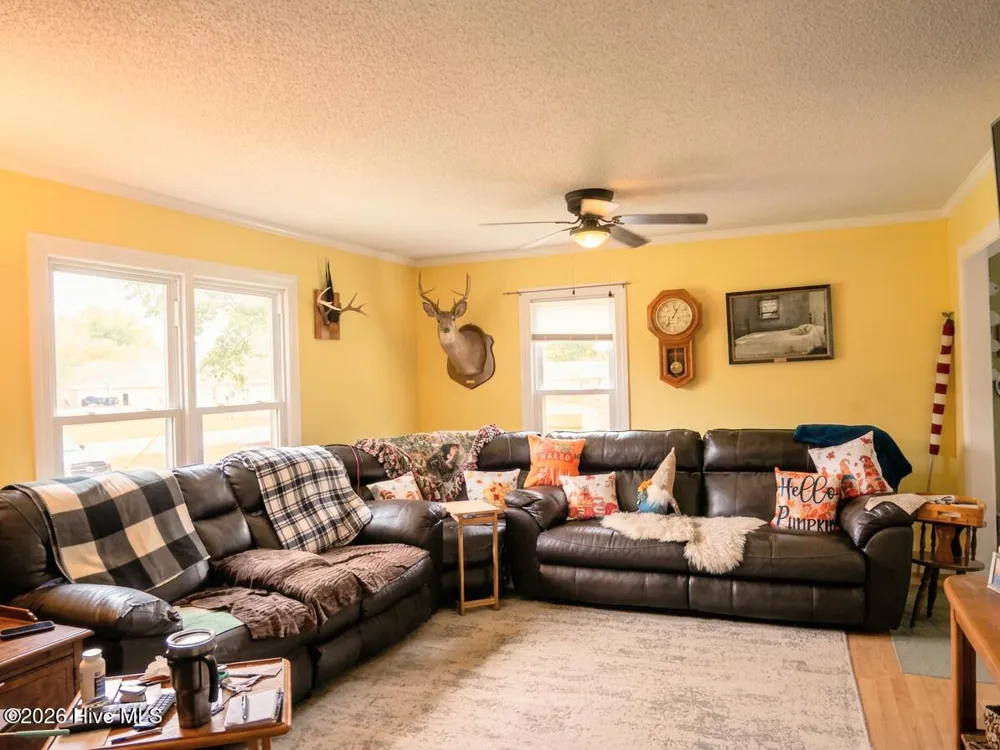 4212 West Prince Road Farmville, NC 27828