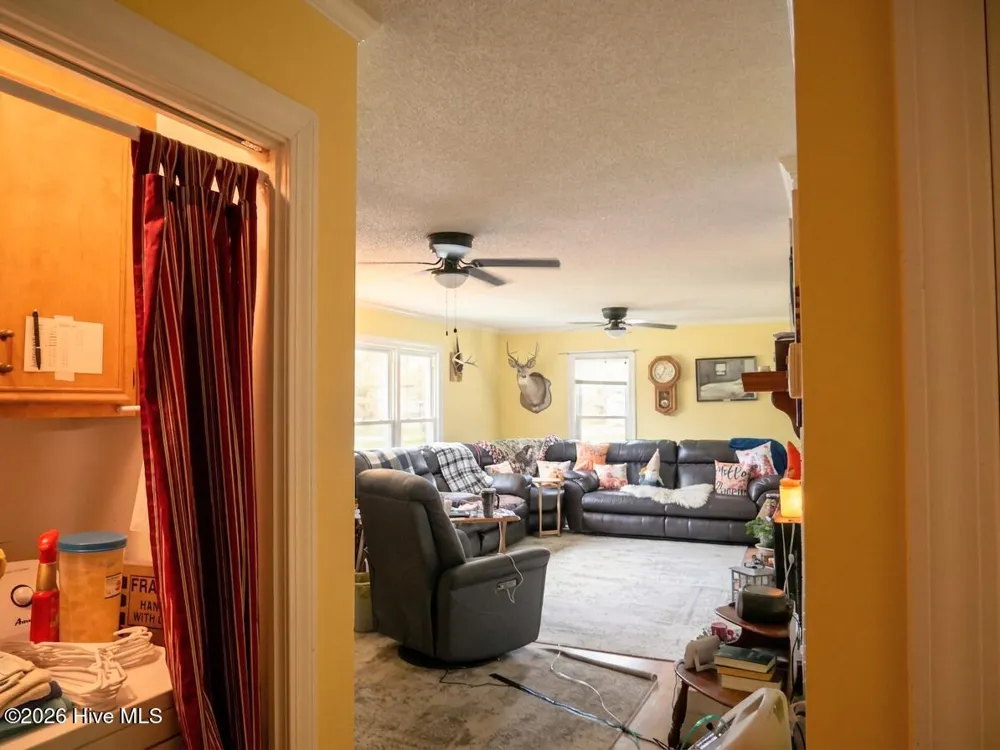 4212 West Prince Road Farmville, NC 27828