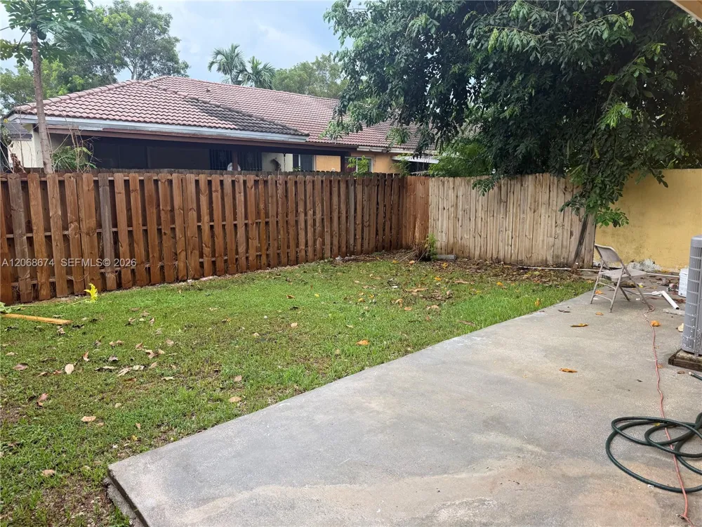 70 SW 14th Ter Homestead, FL 33030