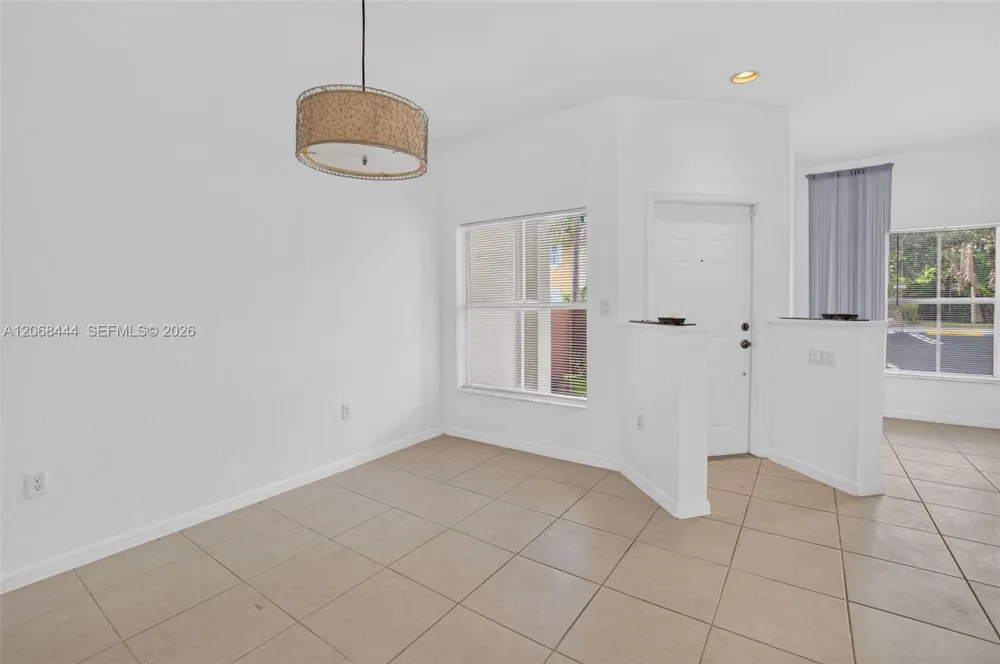 218 Lake Monterey Cir Boynton Beach, FL 33426