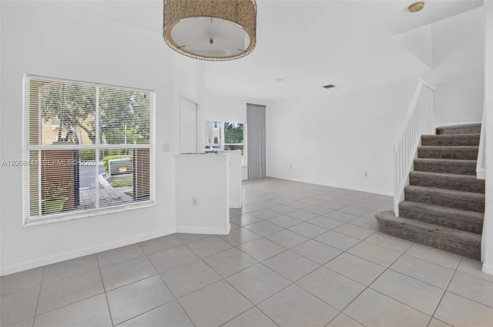 218 Lake Monterey Cir Boynton Beach, FL 33426