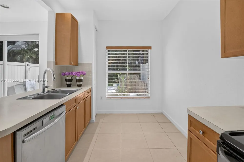 218 Lake Monterey Cir Boynton Beach, FL 33426
