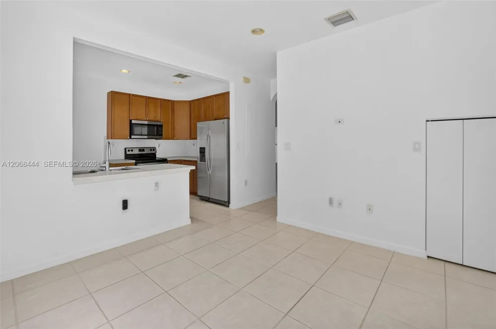 218 Lake Monterey Cir Boynton Beach, FL 33426