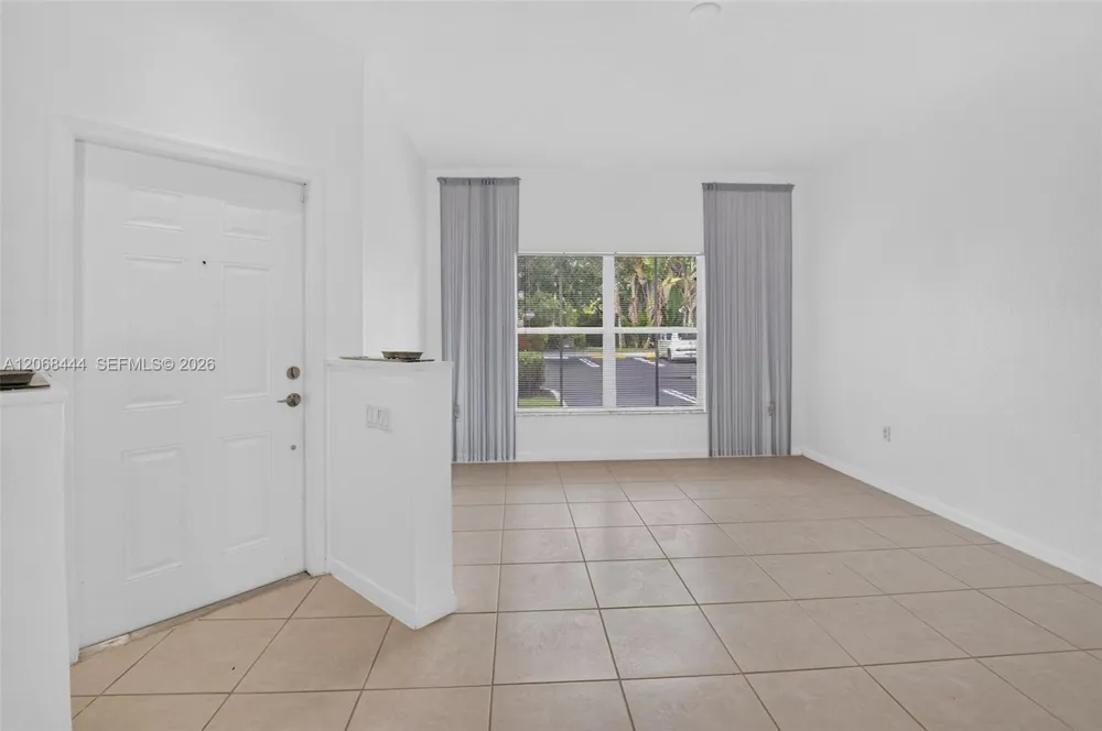 218 Lake Monterey Cir Boynton Beach, FL 33426
