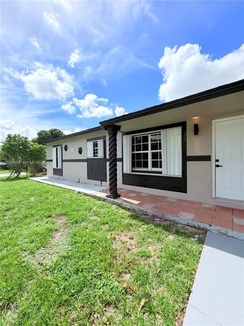 4492 NW 180th St