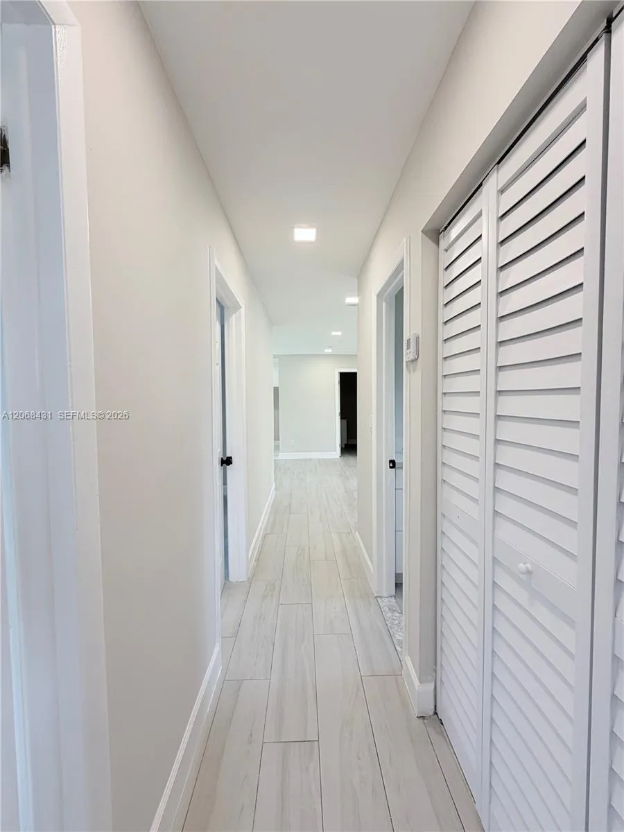 4492 NW 180th St Miami Gardens, FL 33055