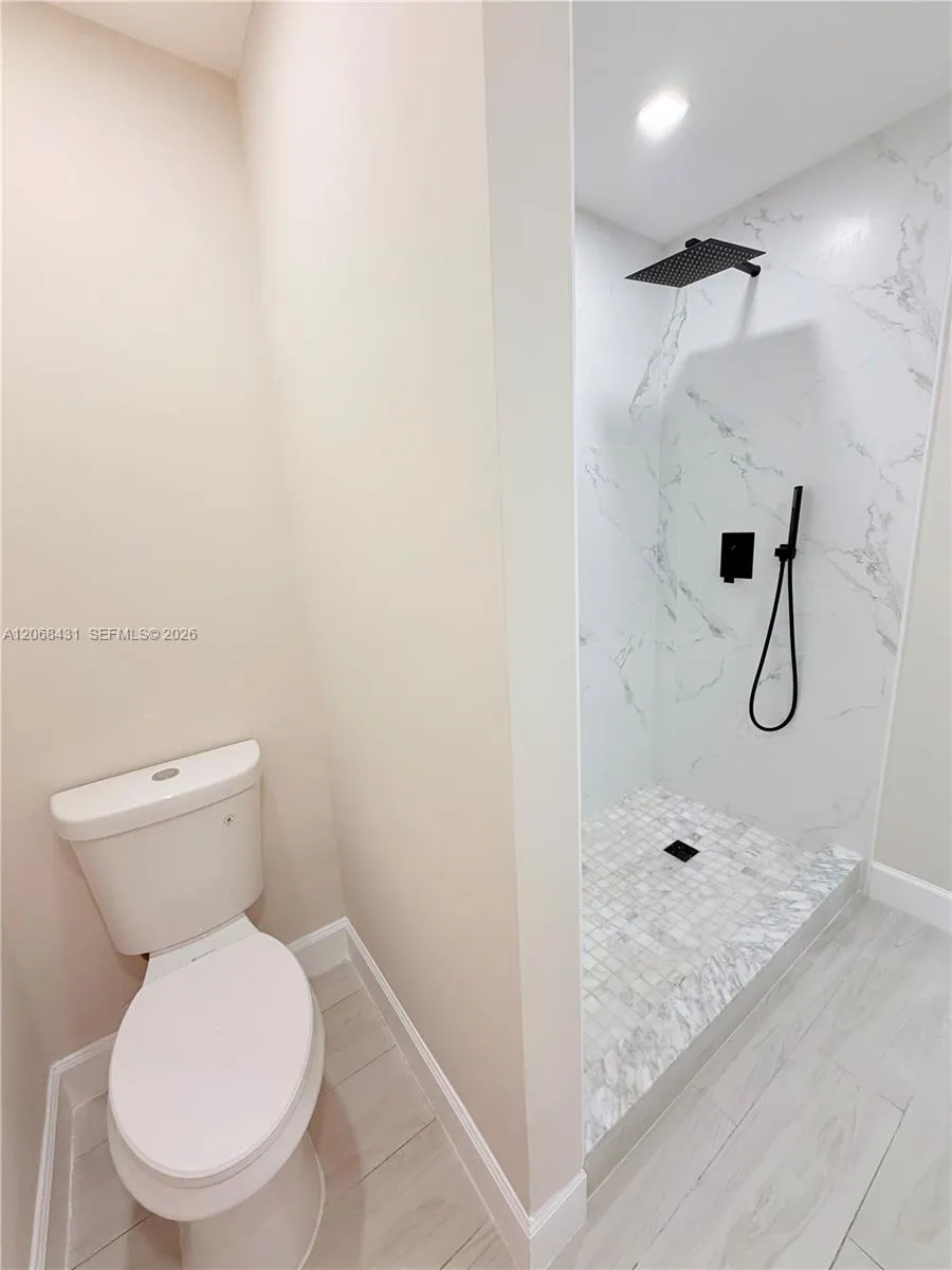 4492 NW 180th St Miami Gardens, FL 33055
