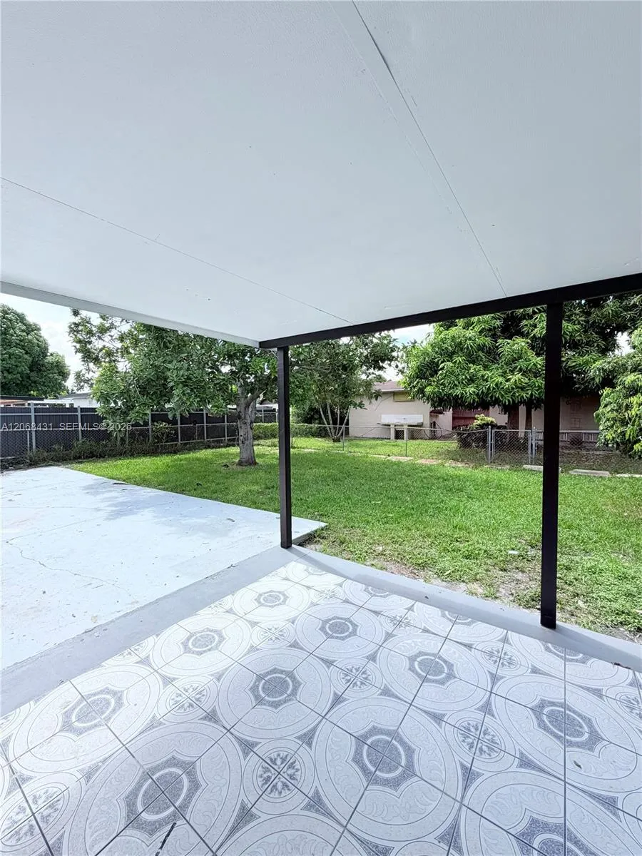 4492 NW 180th St Miami Gardens, FL 33055
