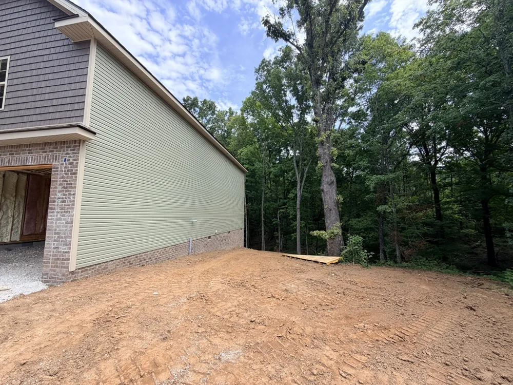 4447 Baggett Hollow Rd Cunningham, TN 37052
