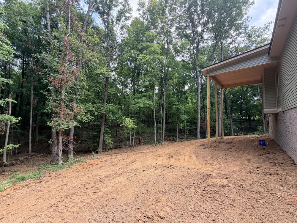 4447 Baggett Hollow Rd Cunningham, TN 37052