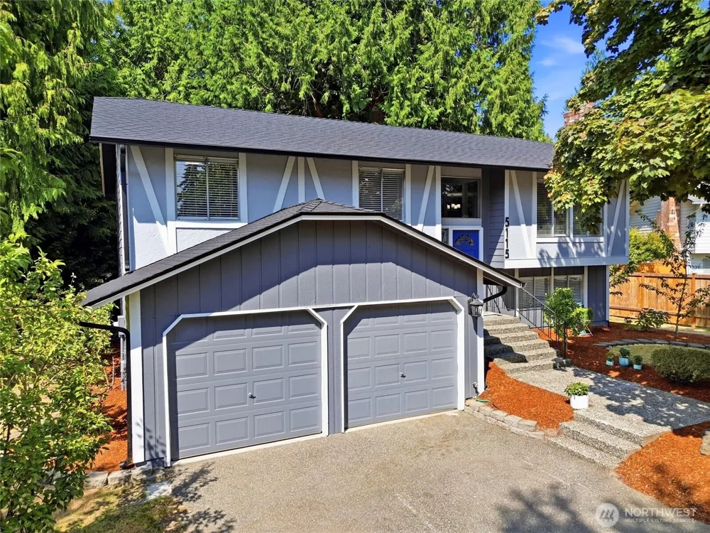 5115 Monticello Drive Edmonds, WA 98026