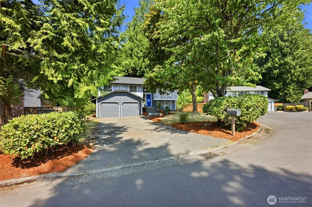 5115 Monticello Drive Edmonds, WA 98026