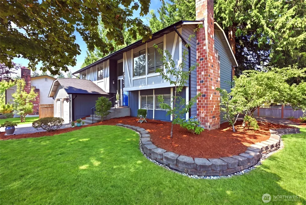5115 Monticello Drive Edmonds, WA 98026