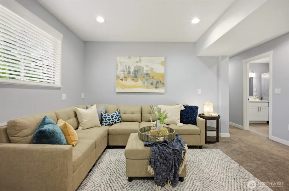 5115 Monticello Drive Edmonds, WA 98026