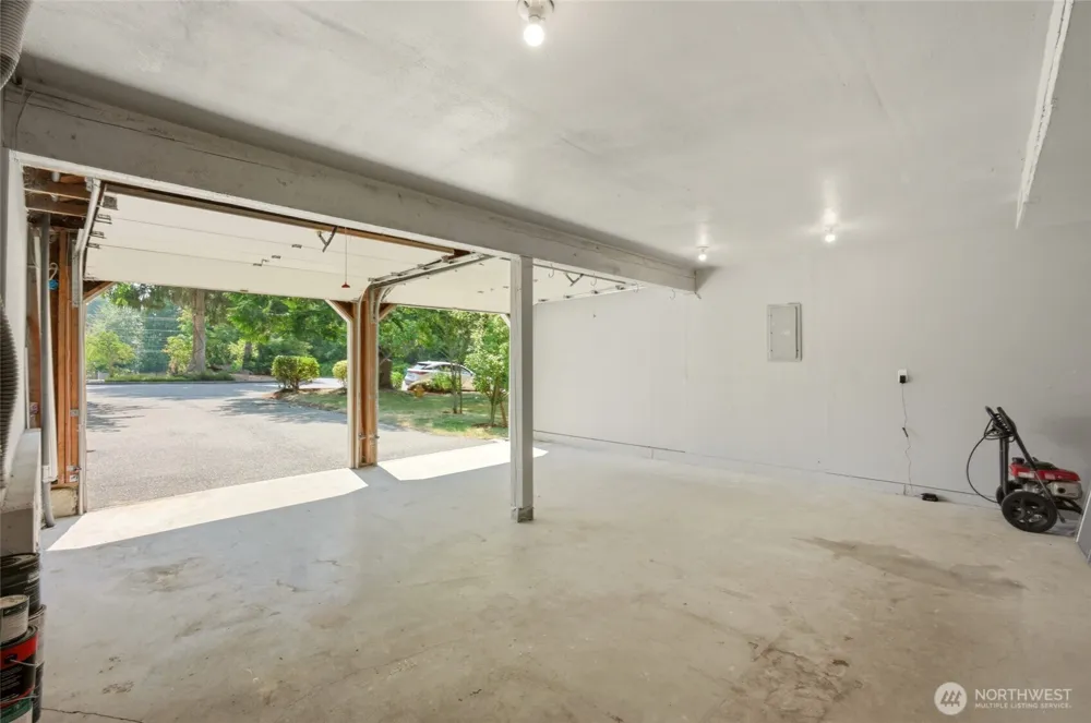 5115 Monticello Drive Edmonds, WA 98026