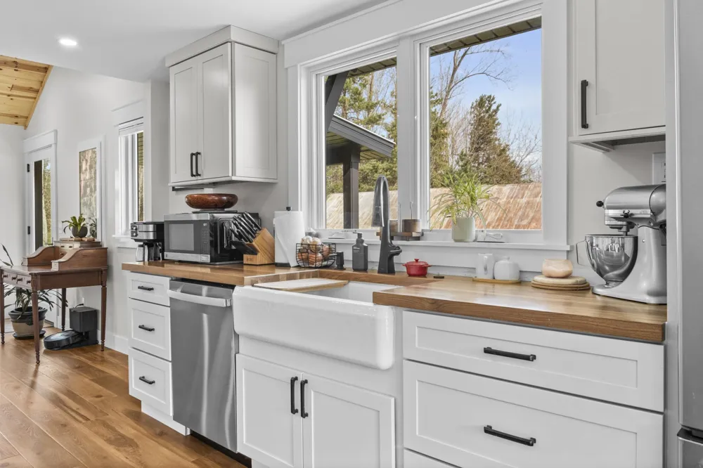 2768 S Center Highway Bingham Township, MI 49682