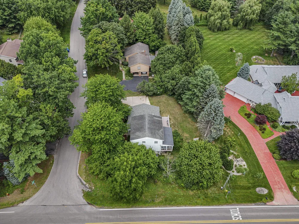 504 Highland Park Drive Traverse City City, MI 49686