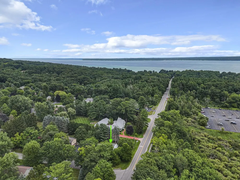 504 Highland Park Drive Traverse City City, MI 49686