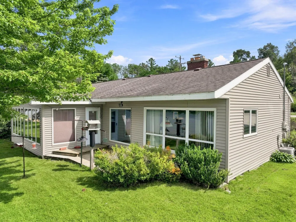 5403 E M-55 Cadillac City, MI 49601