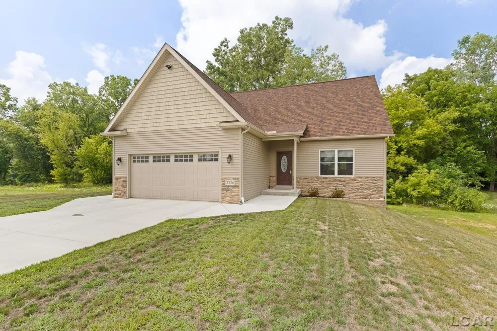 3326 Pender Court Adrian Township, MI 49221