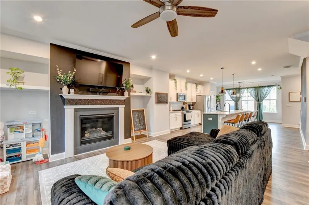 505 Hardy Drive Acworth, GA 30102
