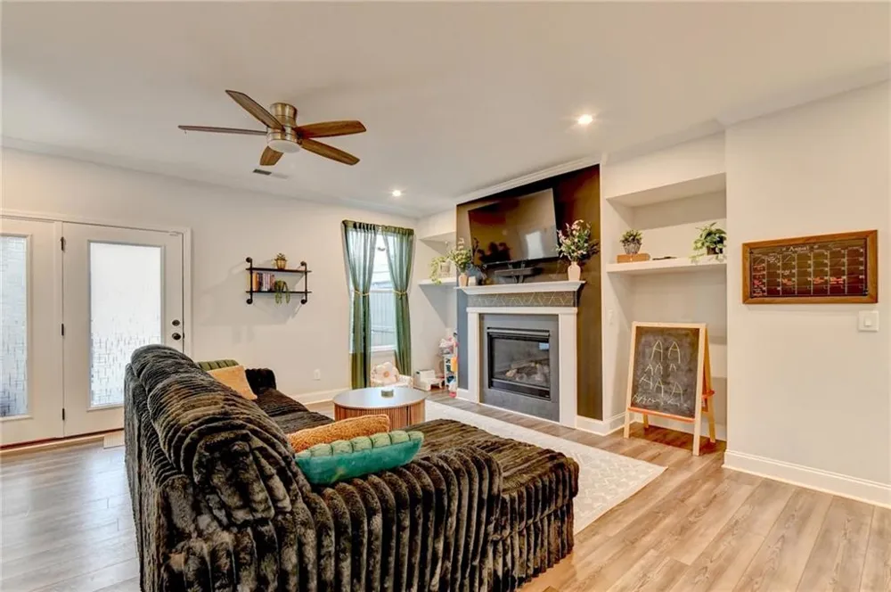 505 Hardy Drive Acworth, GA 30102