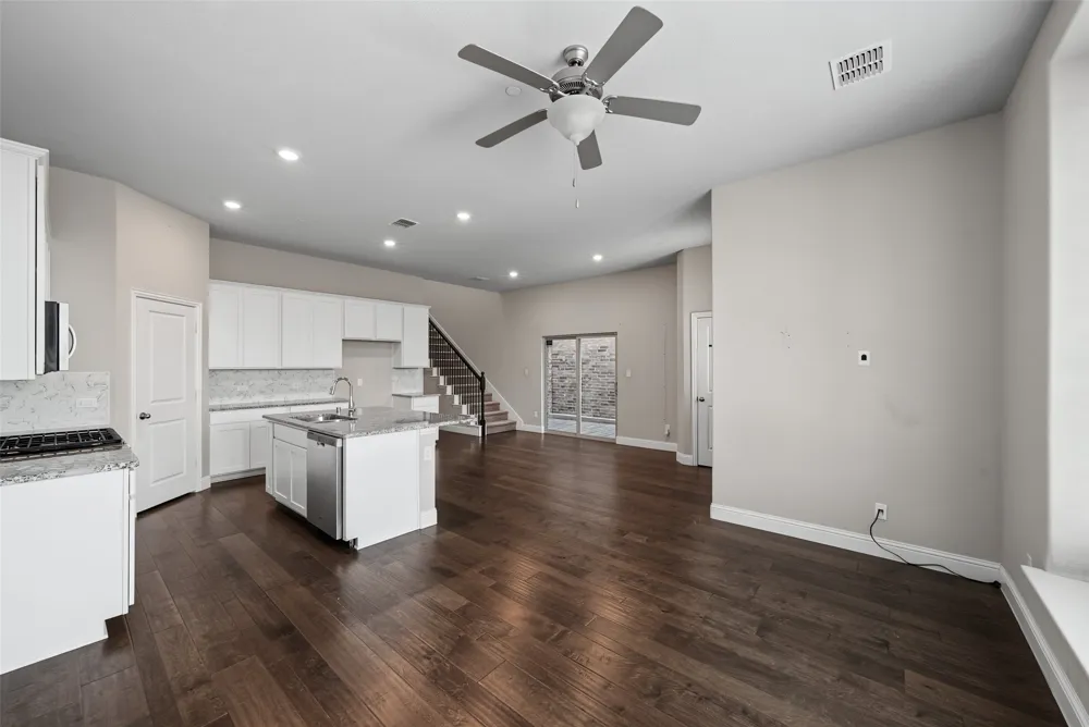 7513 Sunset Boulevard Rowlett, TX 75088