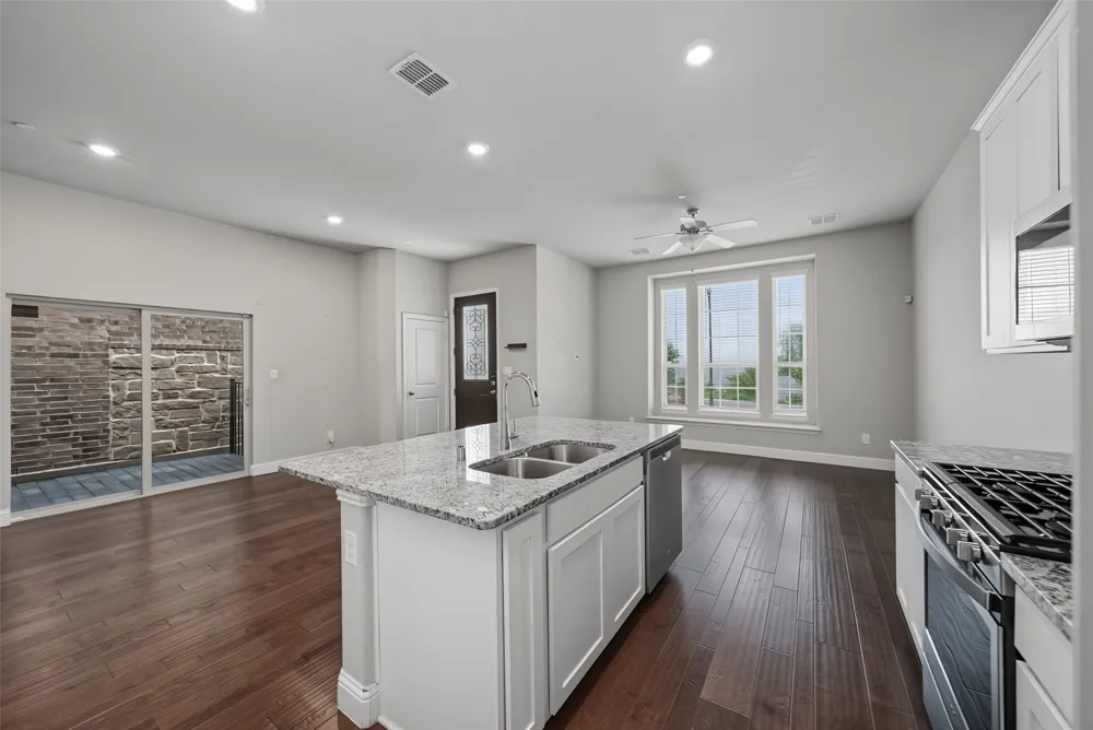 7513 Sunset Boulevard Rowlett, TX 75088