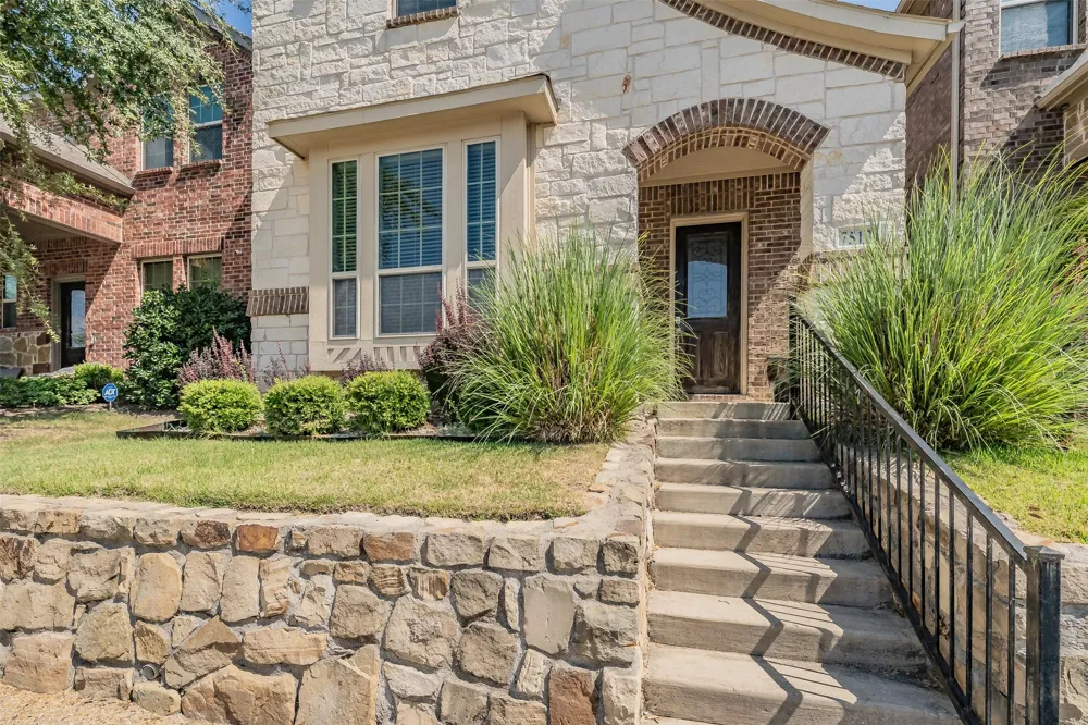 7513 Sunset Boulevard Rowlett, TX 75088