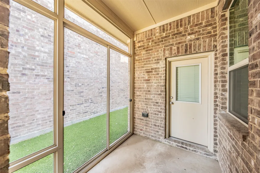 7513 Sunset Boulevard Rowlett, TX 75088
