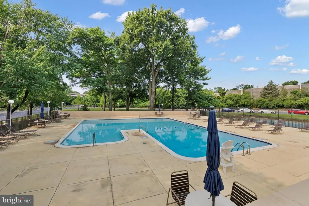 1300 ARMY NAVY DRIVE #320 Arlington, VA 22202