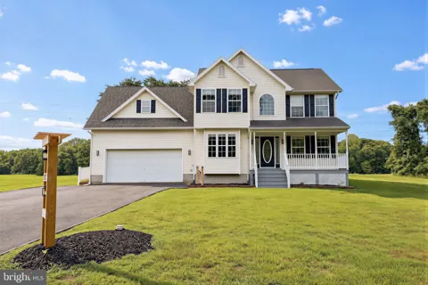 1525 SHARPES COURT