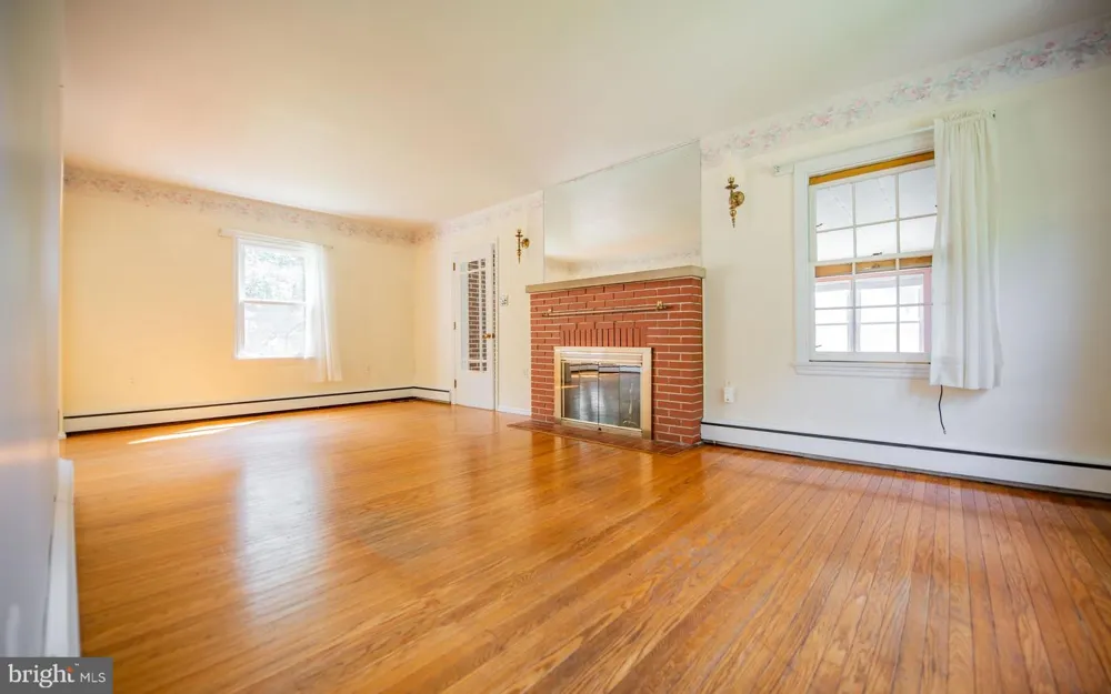 1228 PARK AVE Lock Haven, PA 17745