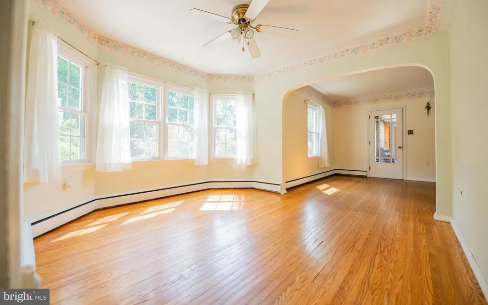 1228 PARK AVE Lock Haven, PA 17745