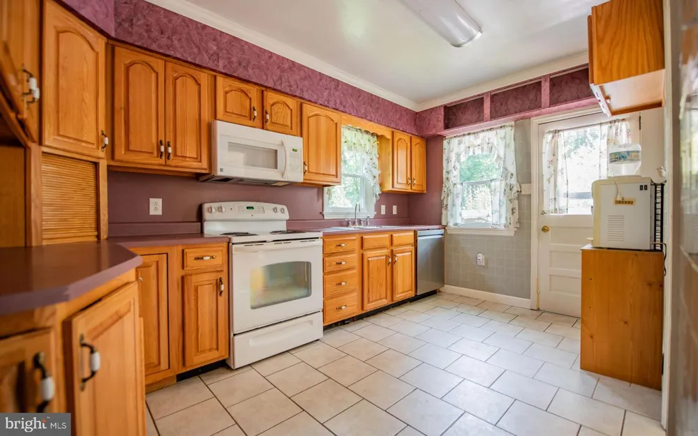 1228 PARK AVE Lock Haven, PA 17745