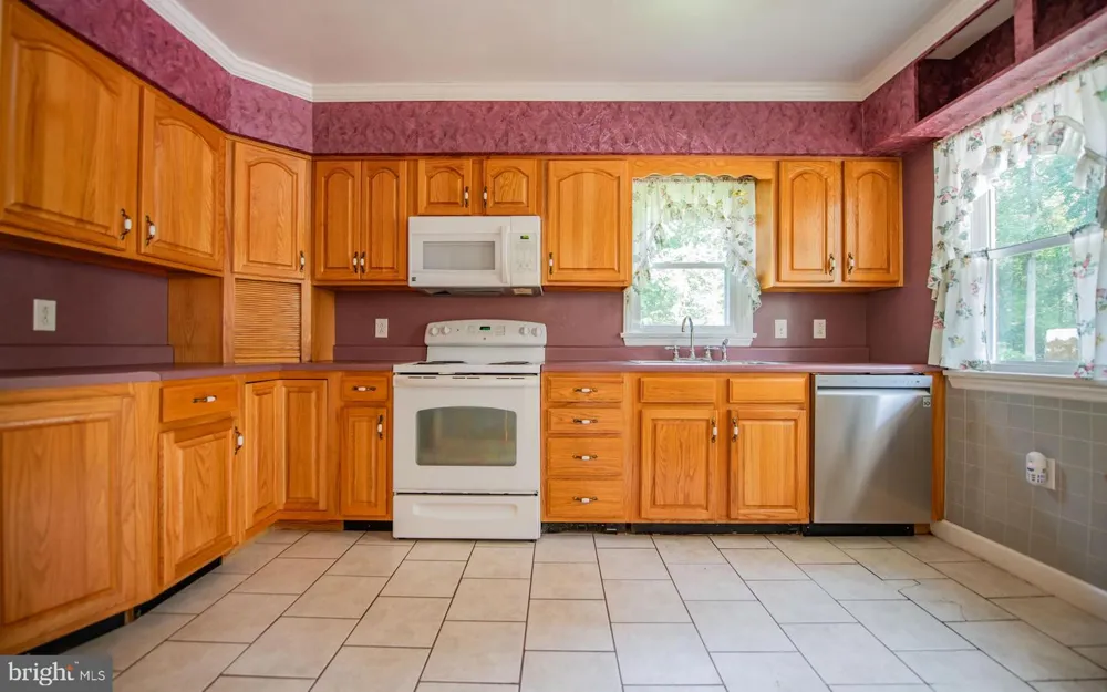 1228 PARK AVE Lock Haven, PA 17745
