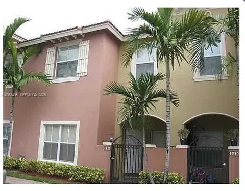 218 Lake Monterey Cir